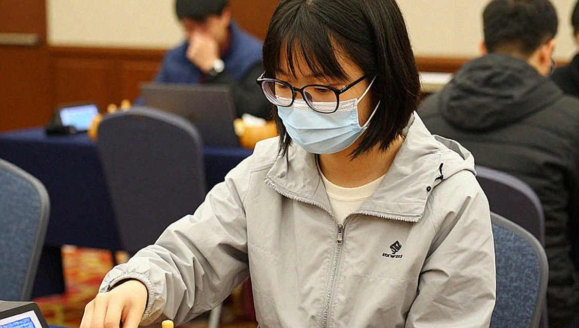 Ba nước đi làm đổi chiều thế cờ +2: Nihal Sarin, Ấn Độ và bài toán giữ lửa ở Olympiad cờ vua