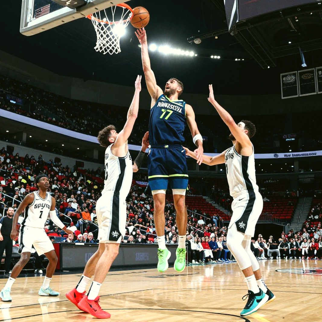 Obradović trở lại OAKA: Panathinaikos 91-72 Paris và bản sắc phòng ngự được tái thiết trong mười ngày định mệnh