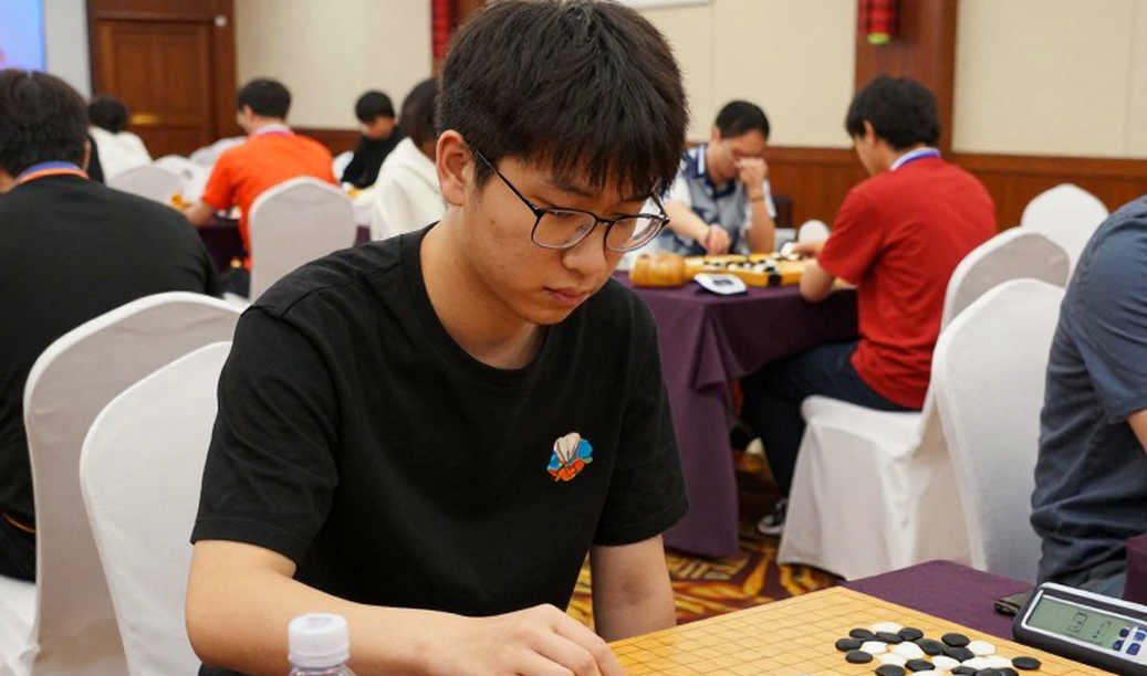 ChessBase Magazine số 225: Khi một tạp chí huấn luyện tự chia thành bốn sản phẩm