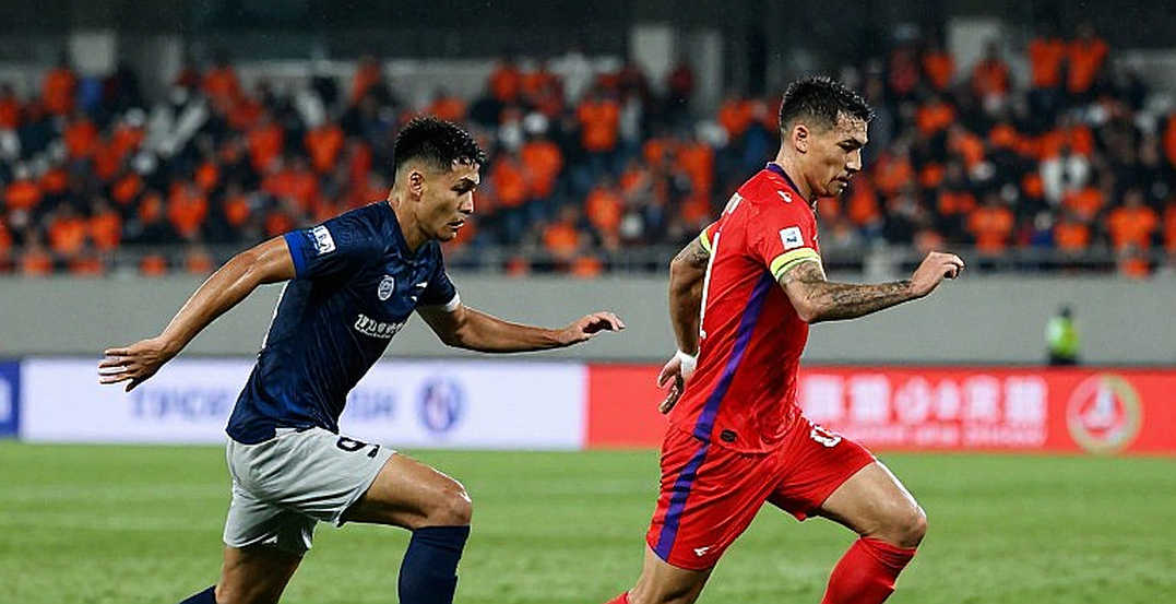 Kẻ chiếu dưới và khoảng trống giữa hai tuyến: Ghi chép từ một mùa giải V.League