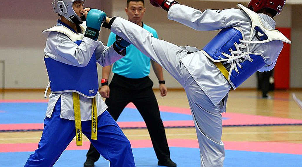 Raoni Barcelos và hiệp 5 định mệnh: Khi võ đài UFC buộc phải gọi bác sĩ