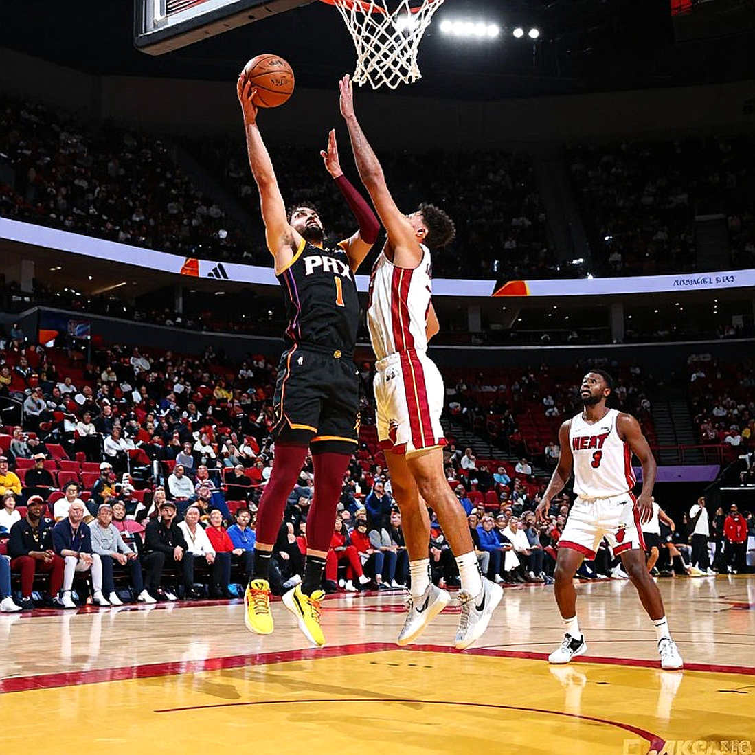 Atlanta Dream dẫn 2-0 trước New York Liberty: giải mã chuỗi clutch và những ô dữ liệu còn để trống