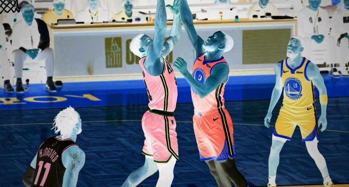 Cuộc chia ly gây tranh cãi: Thomas Walkup rời Olympiacos đến Dubai và bức tường thành mang tên Evan Fournier Cuộc chia ly gây tranh cãi: Thomas Walkup rời Olympiacos đến Dubai và bức tường thành mang tên Evan Fournier
