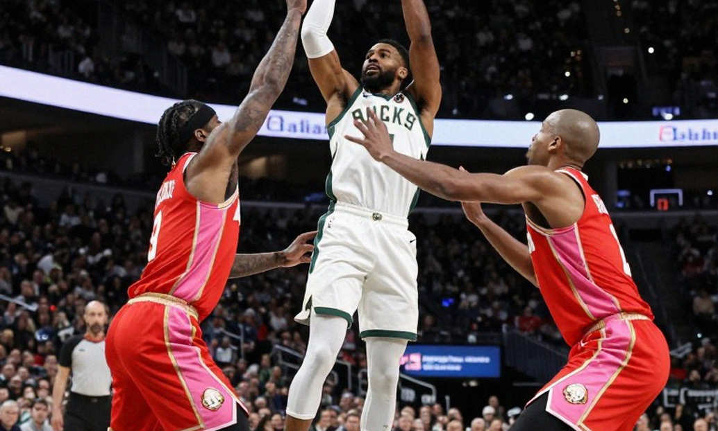 Cuộc chia ly gây tranh cãi: Thomas Walkup rời Olympiacos đến Dubai và bức tường thành mang tên Evan Fournier Cuộc chia ly gây tranh cãi: Thomas Walkup rời Olympiacos đến Dubai và bức tường thành mang tên Evan Fournier
